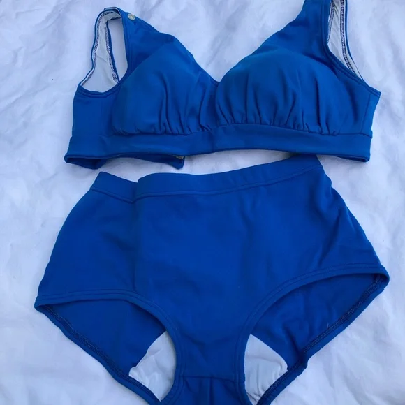 New Vintage Stock NOS 1960s swimsuit. - Picture 2 of 12